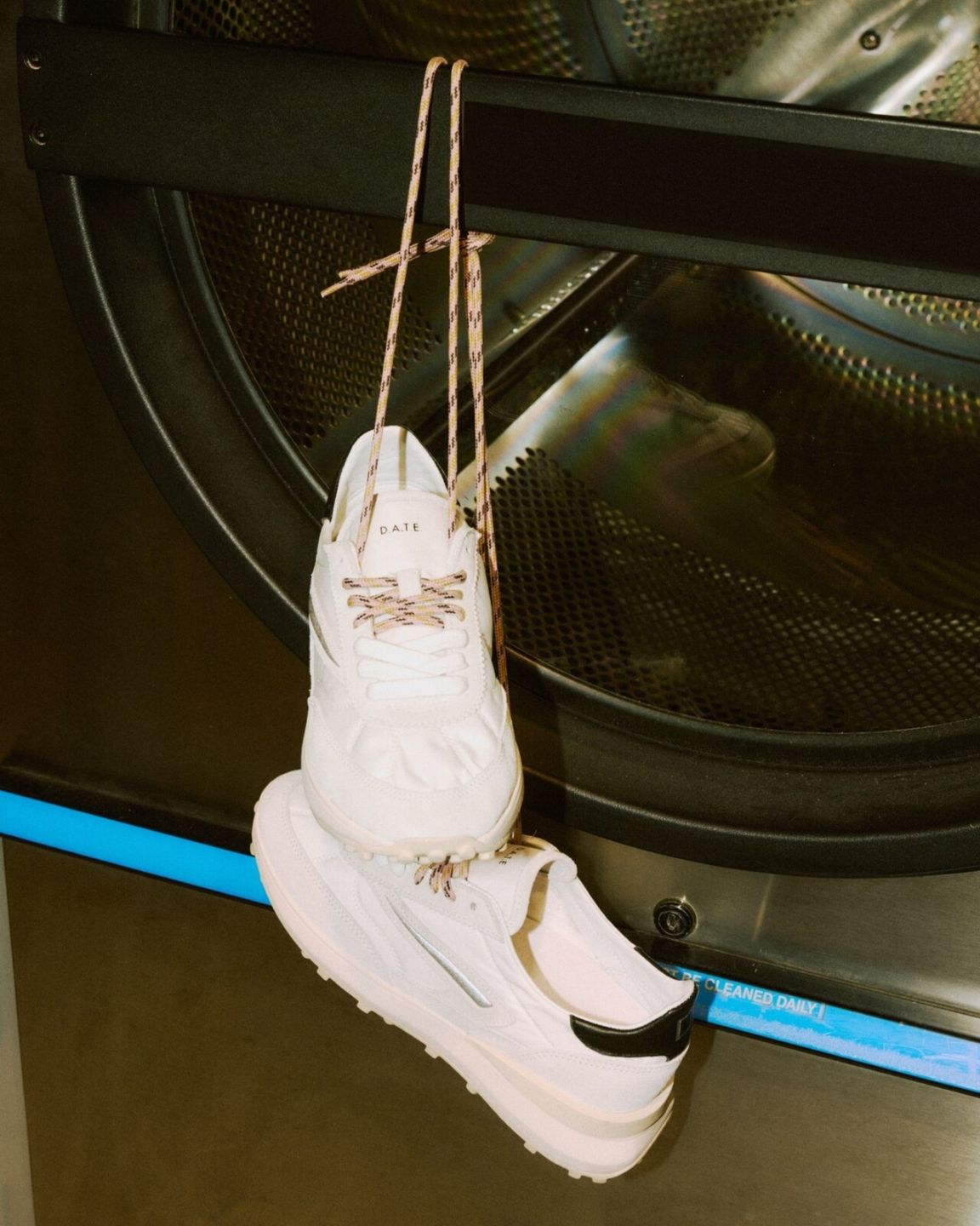 ATHLETA NYLON WHITE BLACK