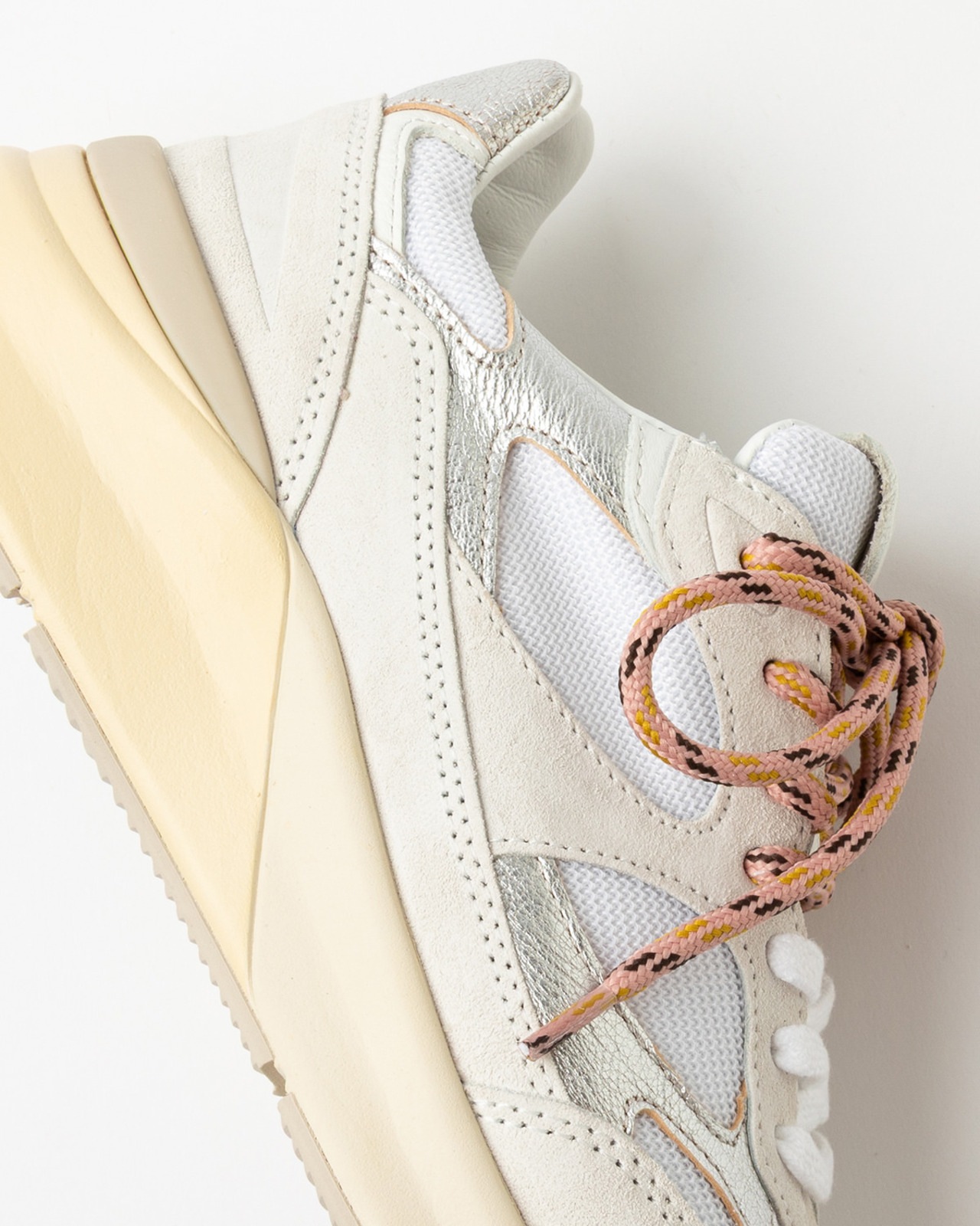 FG20 DRAGON WHITE-SILVER