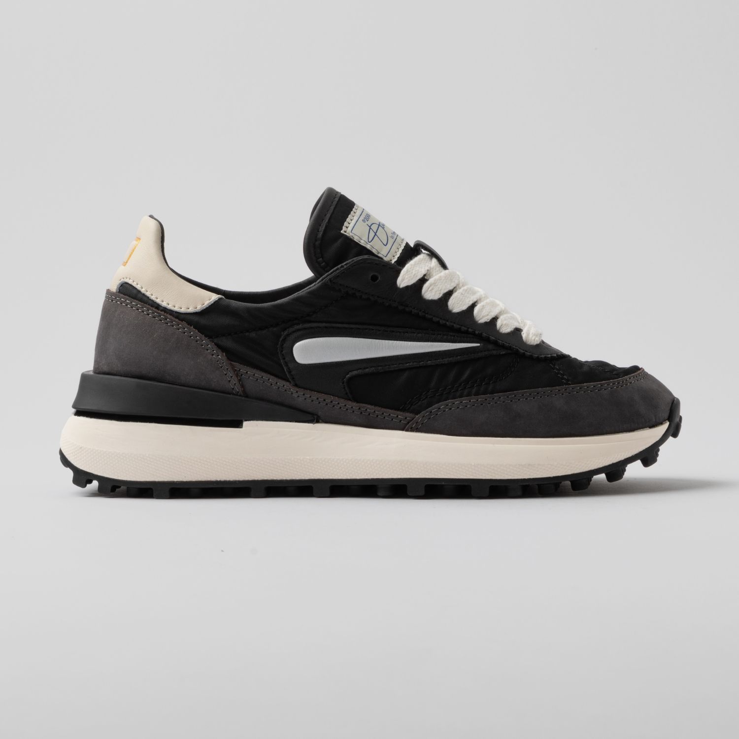 ATHLETA NYLON BLACK
