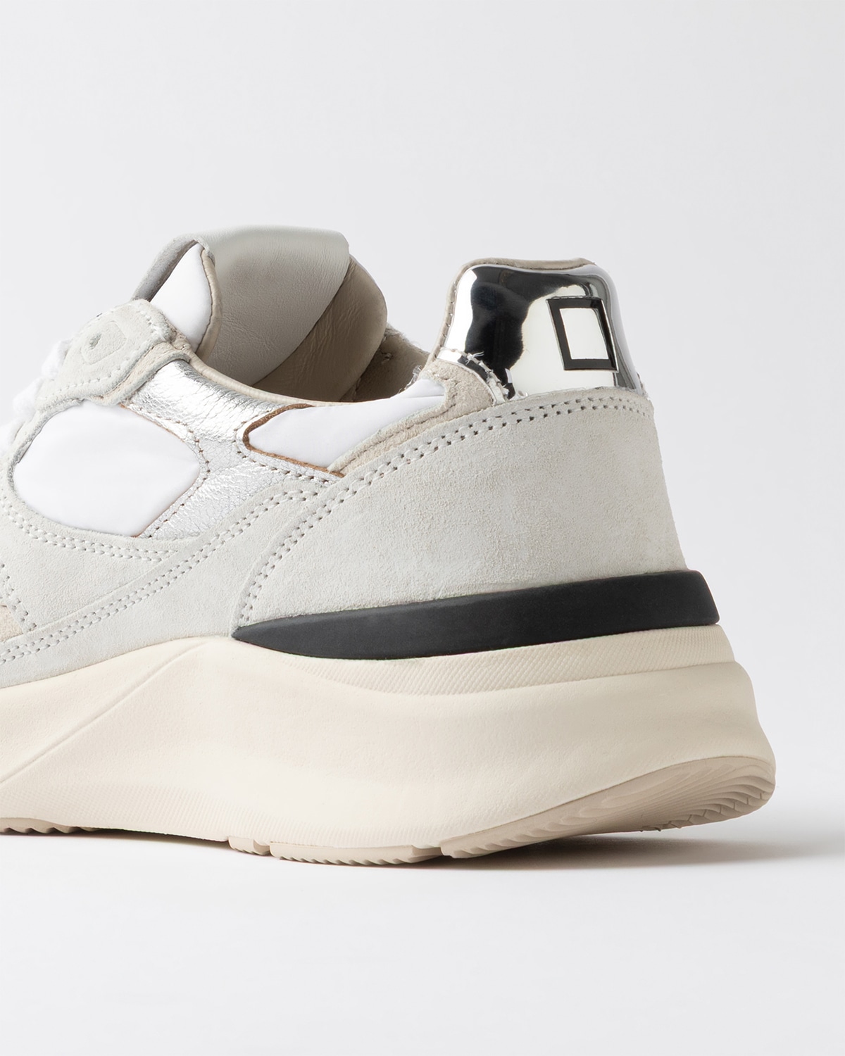 MUSA CLASSIC WHITE