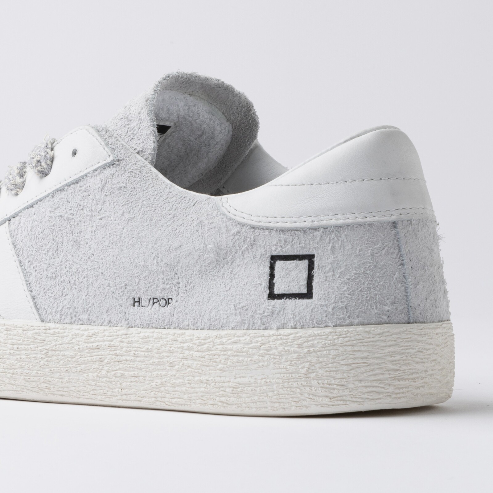 MAN HILL LOW POP HAIRY-WHITE