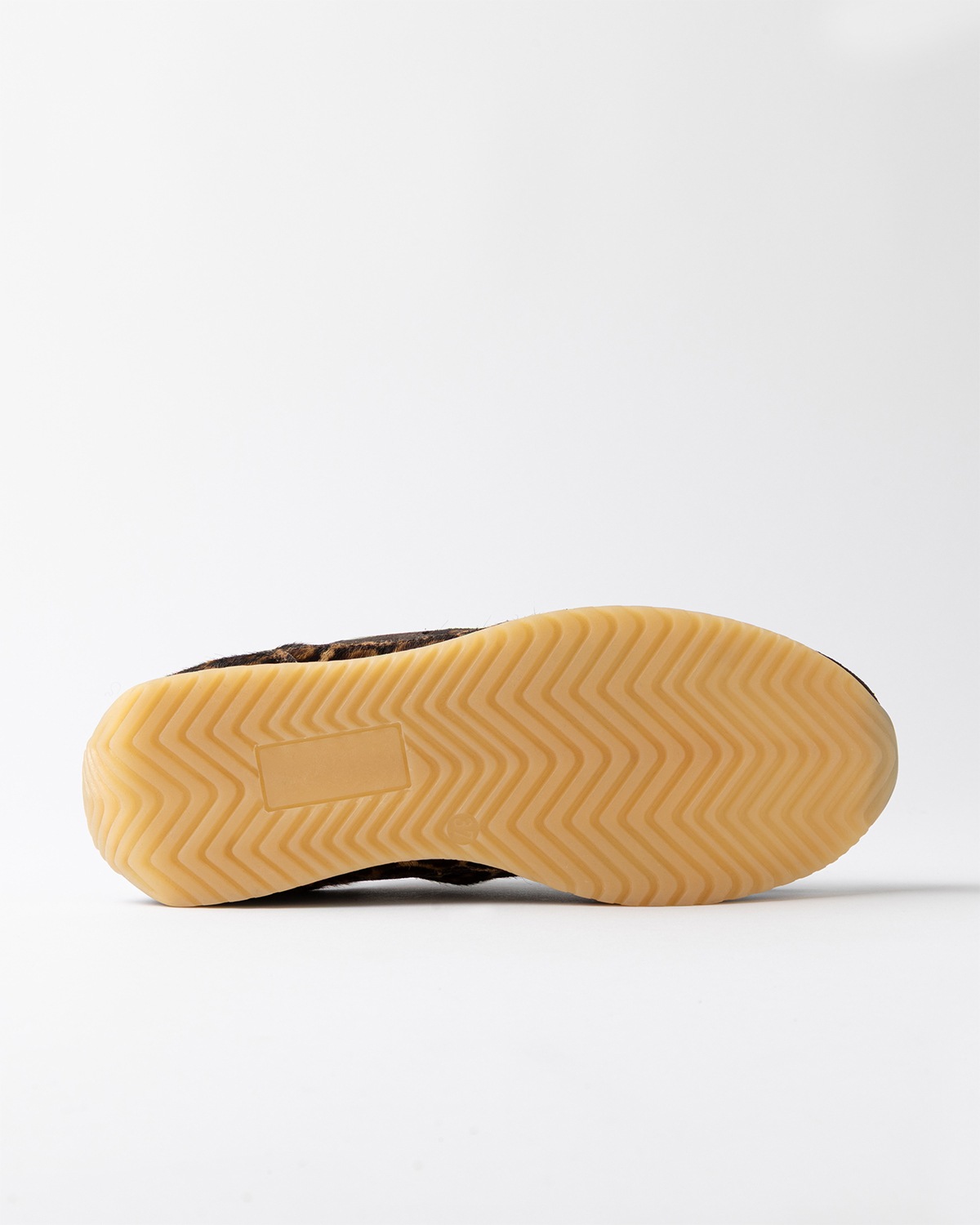 ATHLETA BALLET PONY LEOPARD
