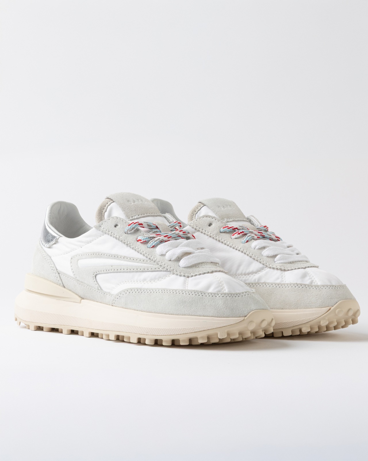 MAN ATHLETA NYLON WHITE-SILVER POPUP