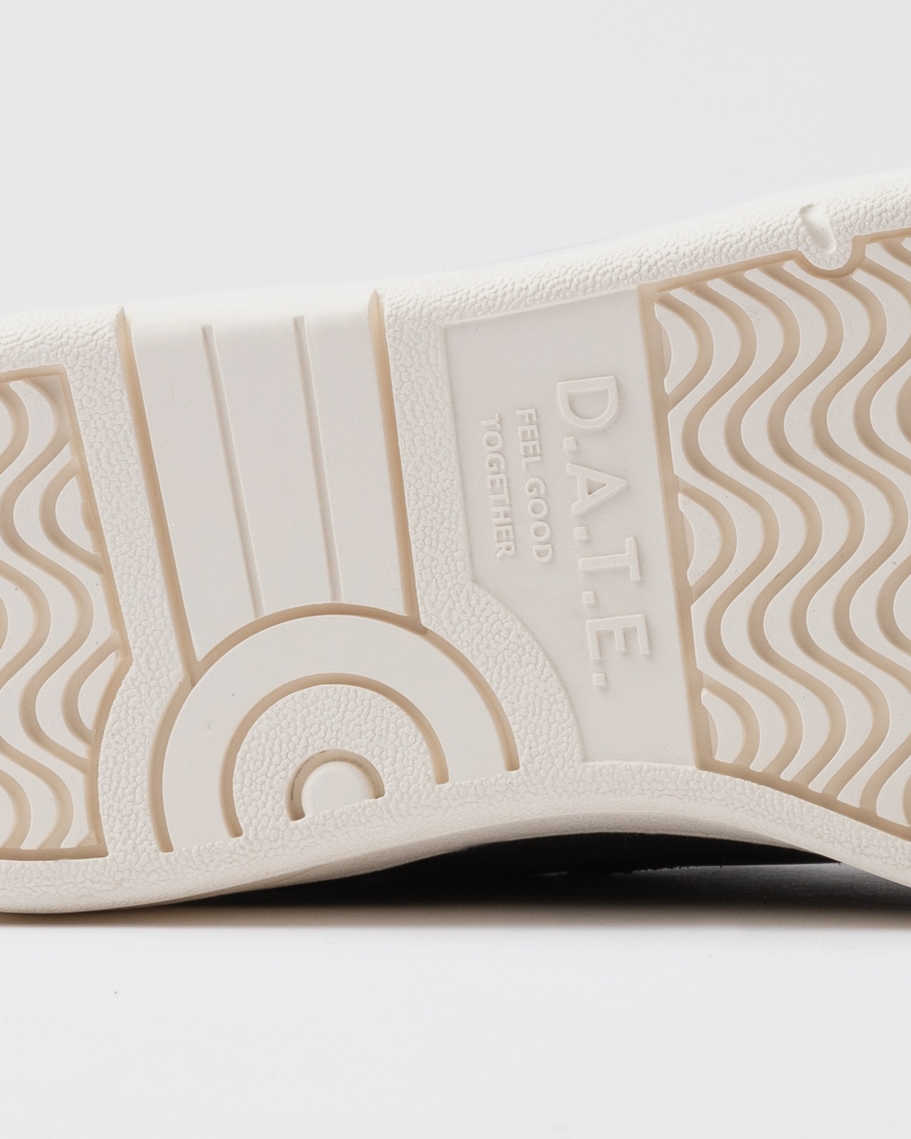 COURT2.0 BASIC WHITE