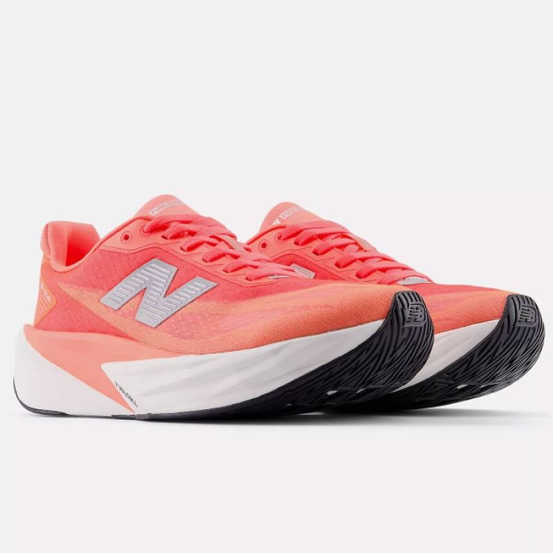 New Balance FUELCELL スパイクシューズ ピンク New Balance FUELCELL スパイクシューズ ピンク