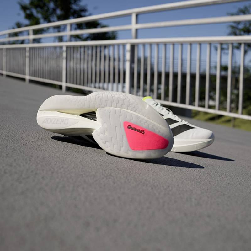 たくと adidas ADIZERO TAKUMI SEN 11（Men's）フットウェアホワイト