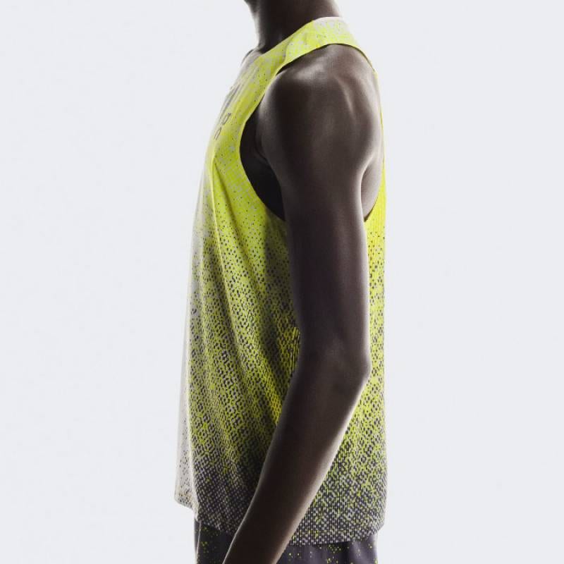 on シングレット　Mサイズ ON オン ランニングウェア RACE SINGLET M レースシングレット M