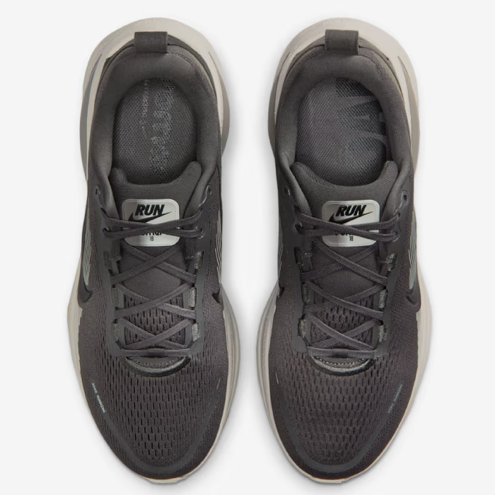 NIKE ナイキ ランニングシューズ ボメロ 18 メンズ ミディアムアッシュ