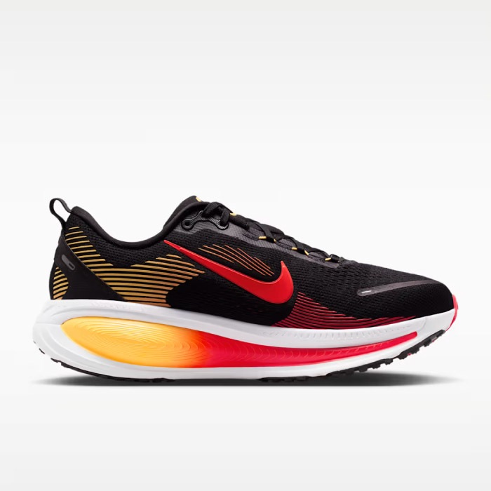 NIKE ナイキ ランニングシューズ メンズ ボメロ 18 マラソン