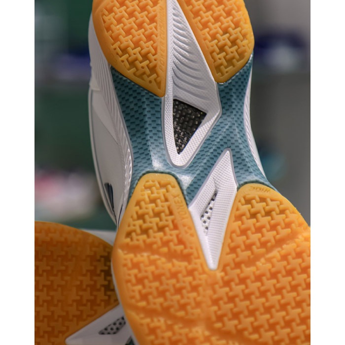 YONEX ヨネックス バドミントンシューズ ユニセックス パワー