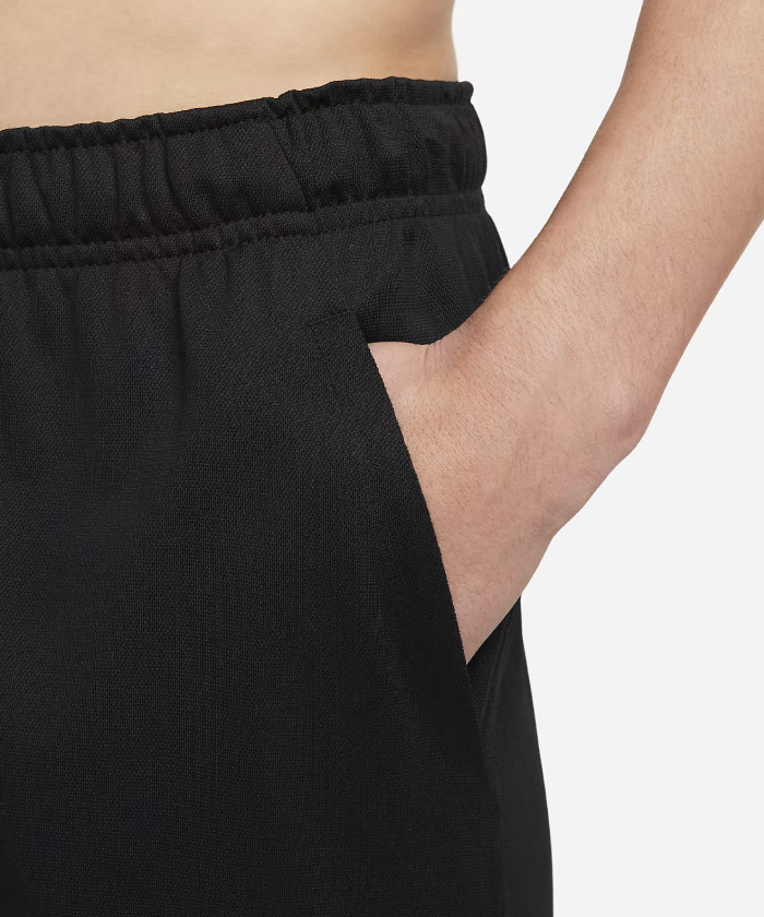 NIKE ナイキ アンリミテッド Dri-FIT 18cm バーサタイル ショート