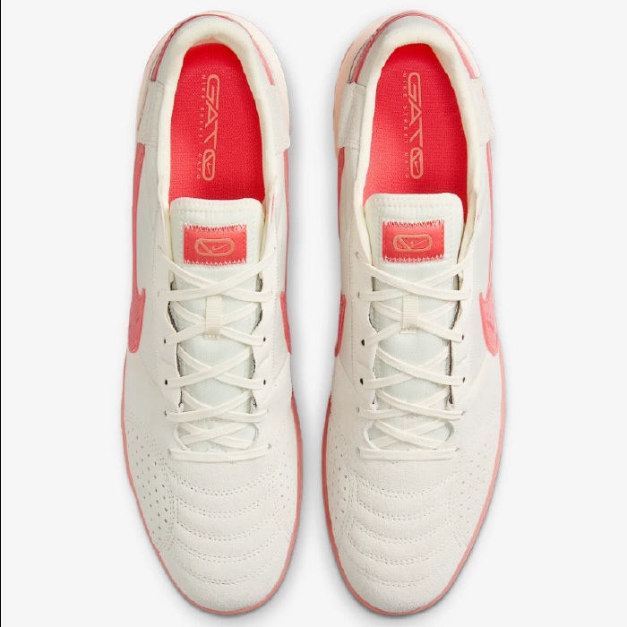 NIKE STREETGATO アイボリー × アプリコット 27cm 新品 NIKE ナイキ インドアシューズ ストリートガト アイボリー
