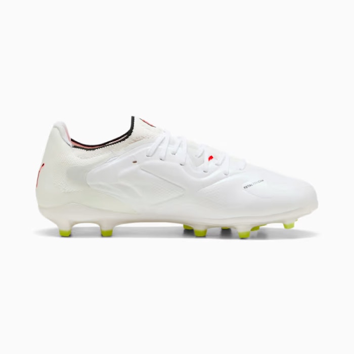 PUMA KING サッカースパイク ホワイト ラスト1足】 プーマ サッカースパイク キング 20 アルティメット FG/AG