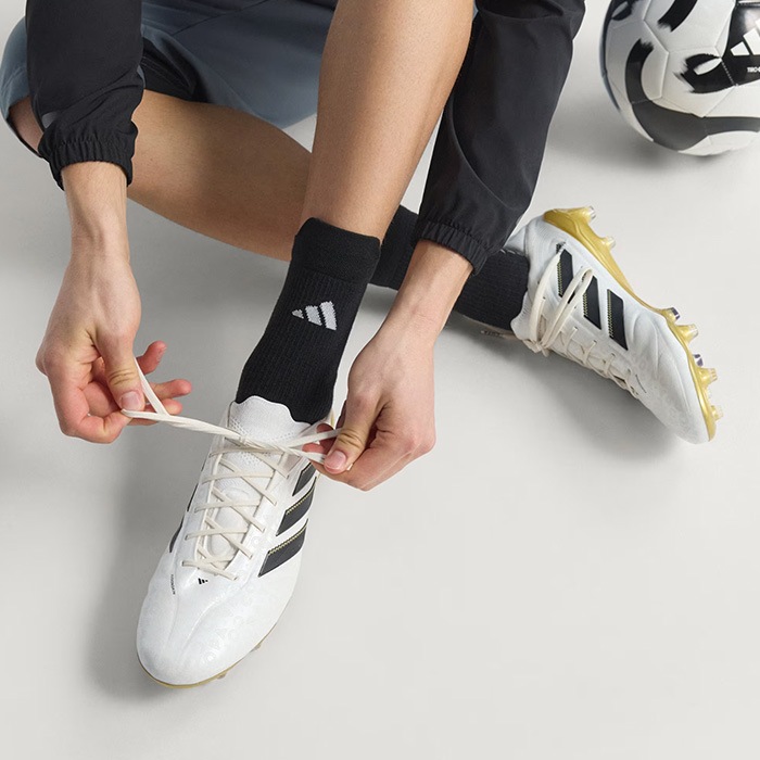 adidas サッカーシューズ ホワイト/ブラック/ゴールド adidas Predator Eliteホワイト/ブラック/ゴールド Adidas Predator