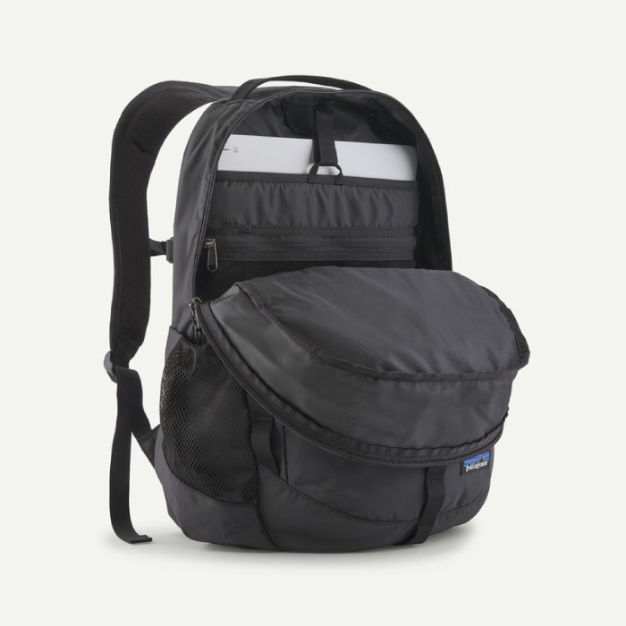 【極美品】パタゴニア レフュジオ デイパック 26L リュック 黒 47913 patagonia パタゴニア バックパック レフュジオ・デイパック 26L