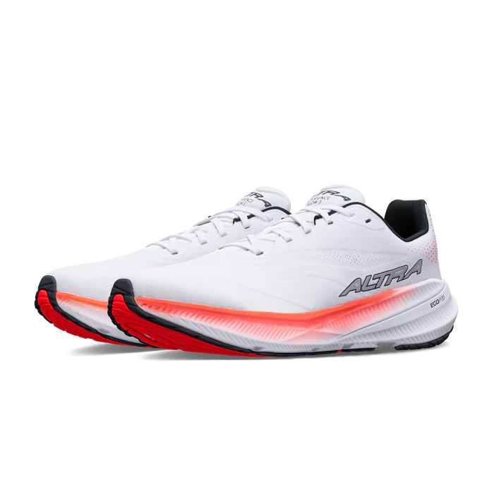 ALTRA EXPERIENCE FLOW 3の斜め横からのアングル