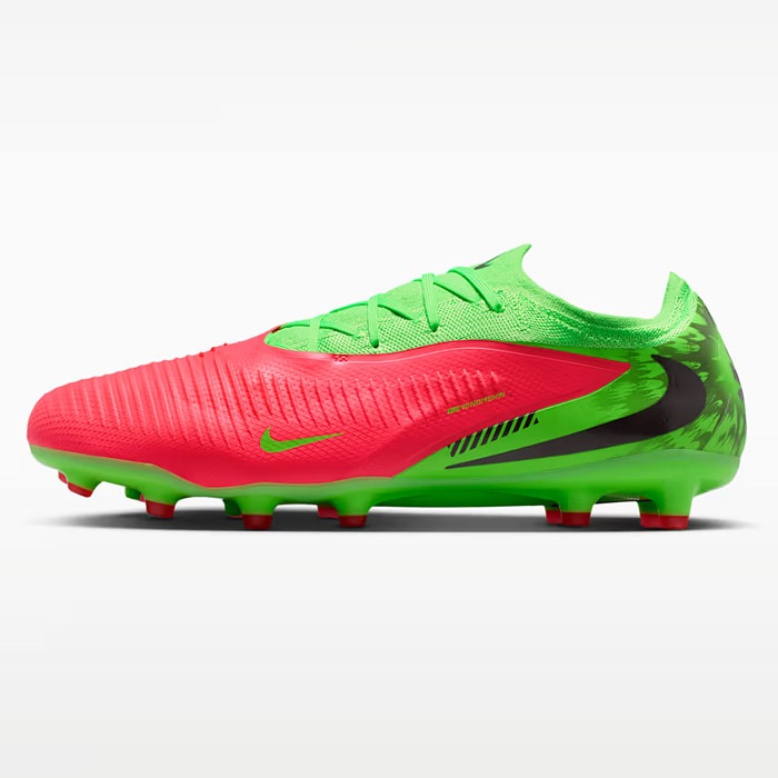 ファントム様　新品 タコグラフ 120km 2025年製1台 2024年製1台 NIKE ナイキ Nike ファントム 6 LOW プロ 
