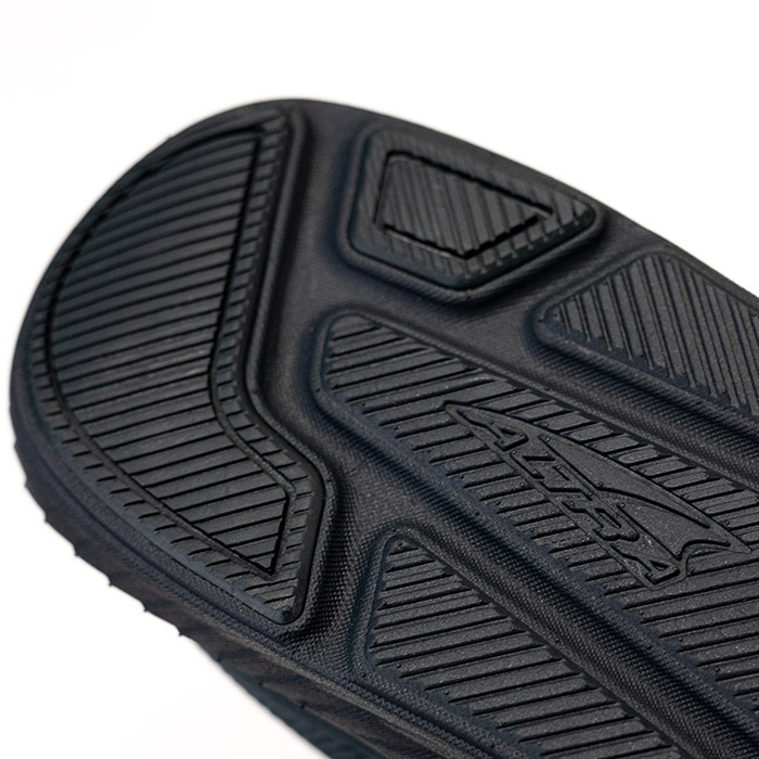 ALTRA アルトラ ESCALANTE 4 エスカランテ 4 ロード ランニング