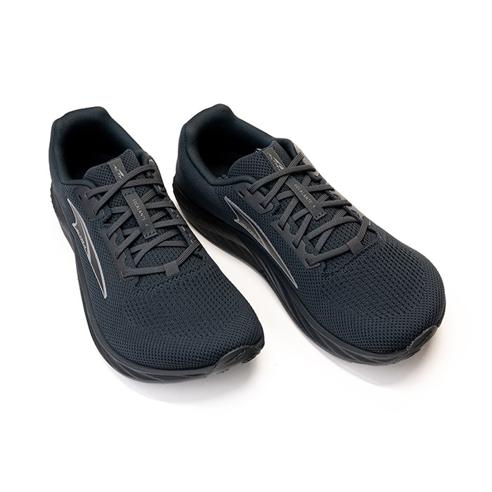 ALTRA ESCALANTE 4の斜め横からのアングル