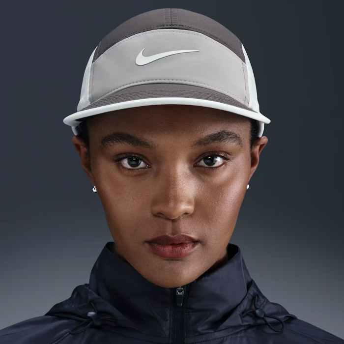 NIKE ナイキ フライ Dri-FIT アンストラクチャード スウッシュ