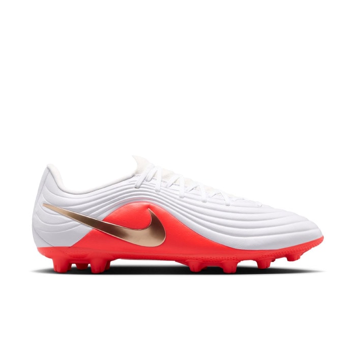 NIKE ナイキ サッカースパイク 一般 大人 ティエンポ マエストロ