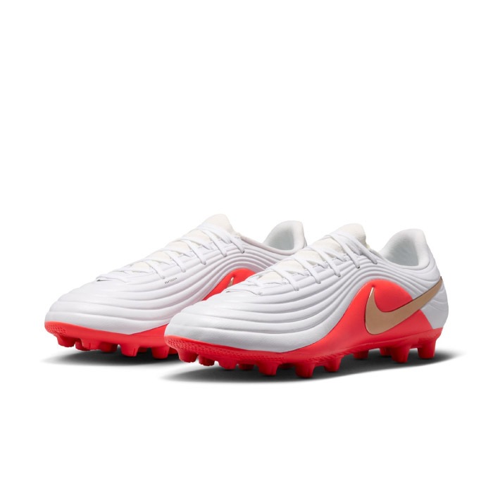NIKE ナイキ サッカースパイク 一般 大人 ティエンポ マエストロ
