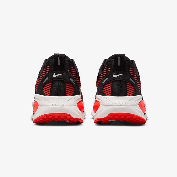 NIKE ナイキ ランニングシューズ ボメロ 18 メンズ ブラック