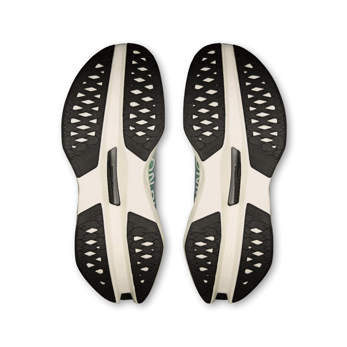 ON オン ランニングシューズ CLOUDBOOM MAX クラウドブームマックス