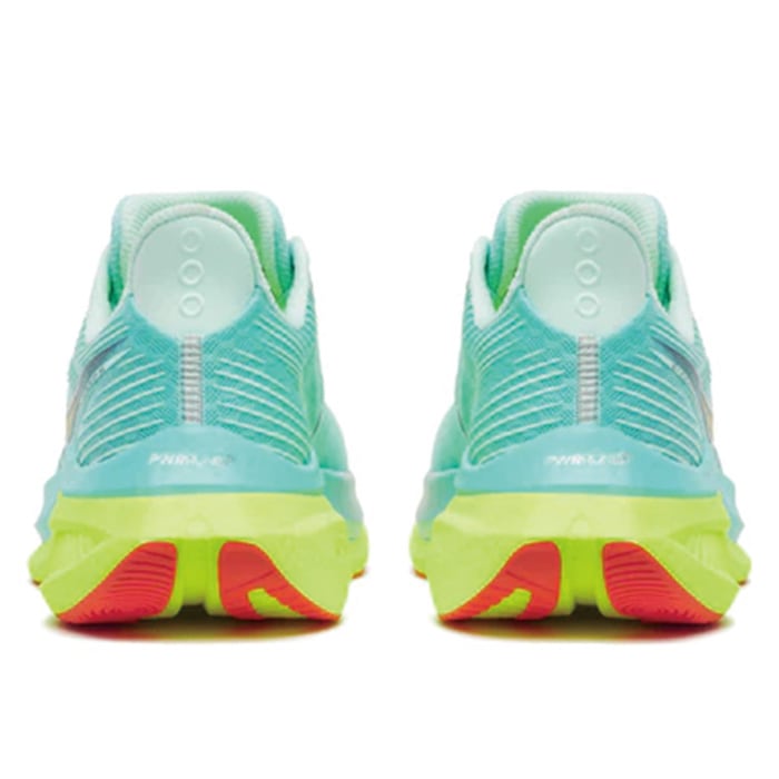 Saucony サッカニー ランニングシューズ エンドルフィンスピード5