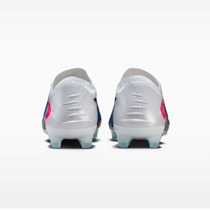 NIKE ナイキ サッカースパイク ファントム 6 LOW エリート メンズ
