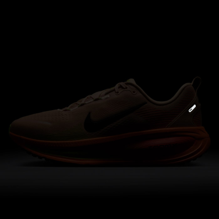 NIKE ナイキ ランニングシューズ ボメロ 18 メンズ オレンジチャーク