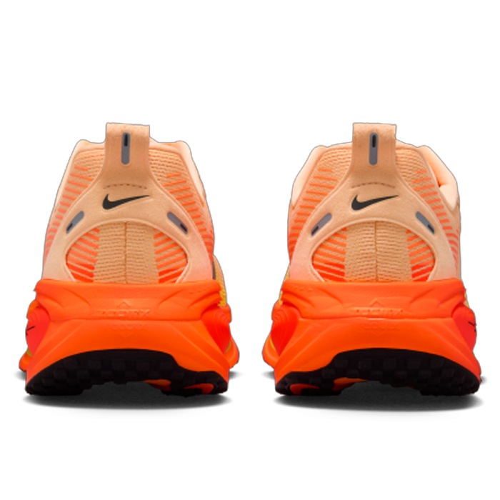 NIKE ナイキ ランニングシューズ ボメロ 18 メンズ オレンジチャーク