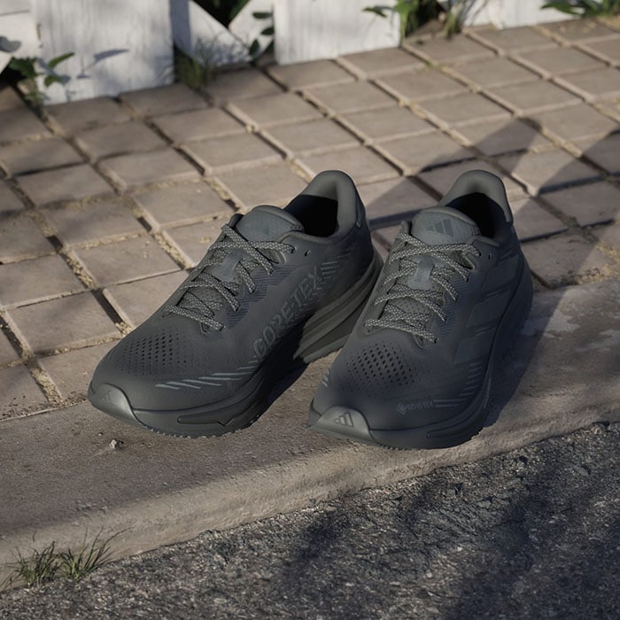 adidas アディダス ランニングシューズ Supernova Rise GTX メンズ
