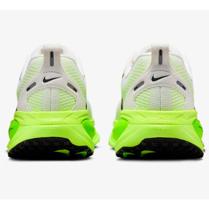 NIKE ナイキ ランニングシューズ ボメロ 18 レディース 反発性