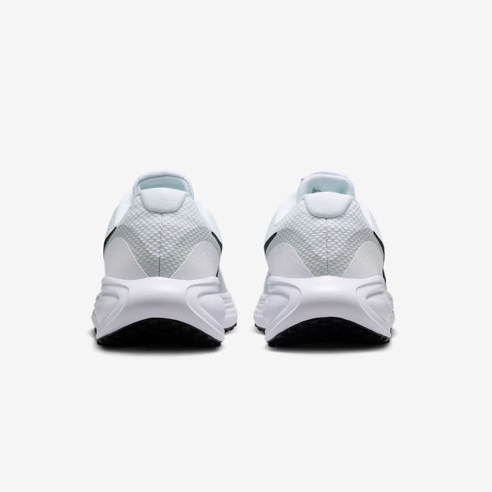 NIKE ナイキ ランニングシューズ メンズ レボリューション 8