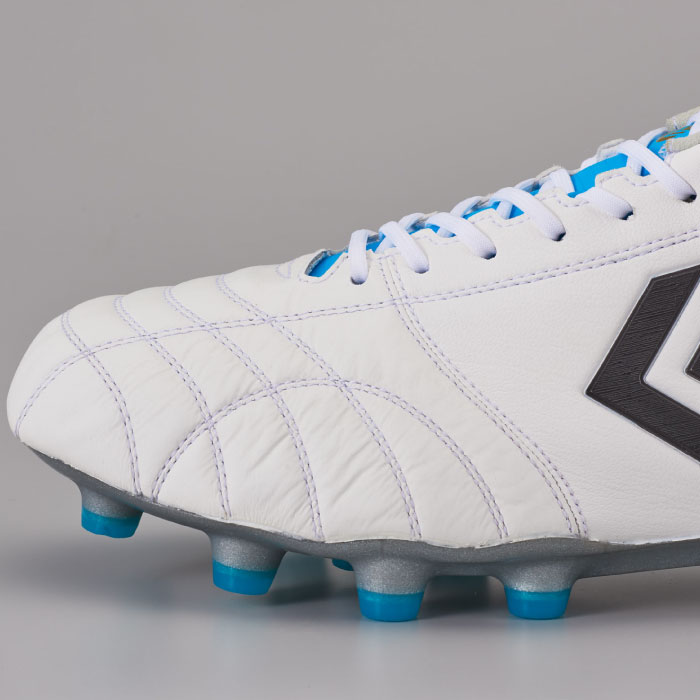 Hummel サッカーシューズ ホワイト スパイク Hummel サッカーシューズ ホワイト スパイク