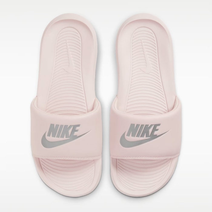 NIKE ナイキ スライドサンダル レディース ビクトリー ワン ベアリー