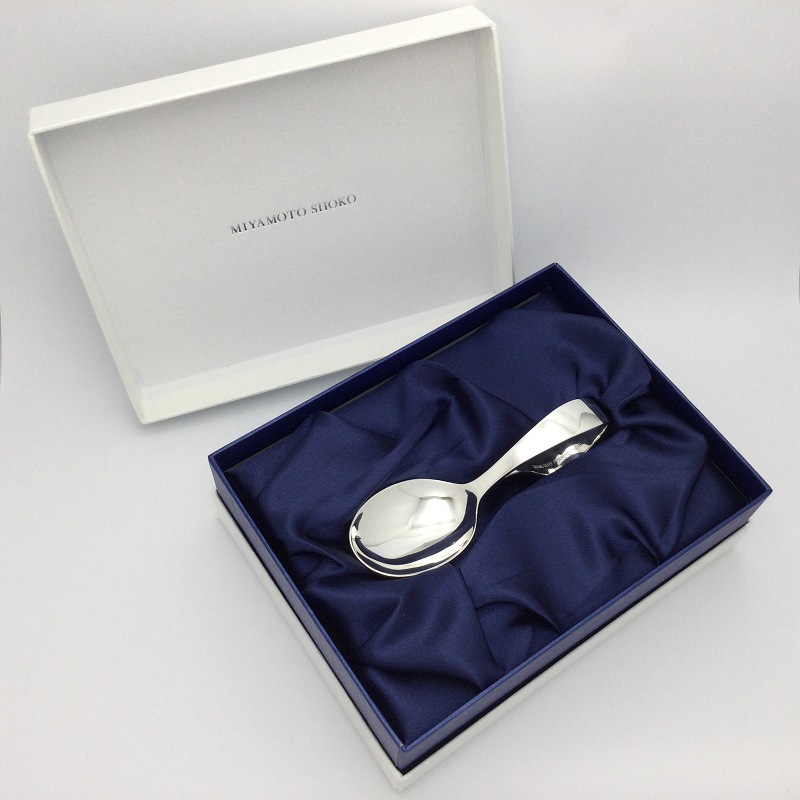 ベビースプーン