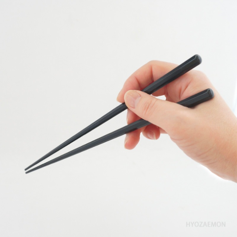 丸八箸と箸置きの夫婦セット