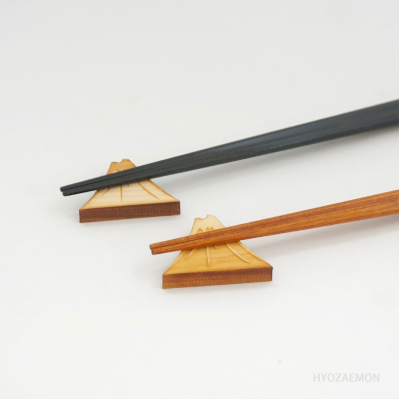 丸八箸と箸置きの夫婦セット