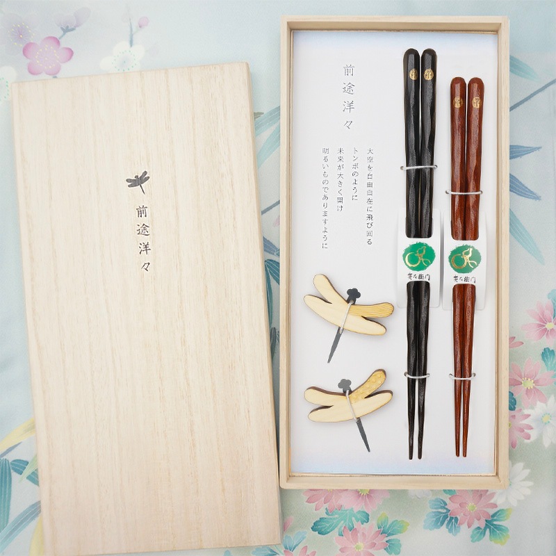 けずり箸と箸置きの夫婦セット