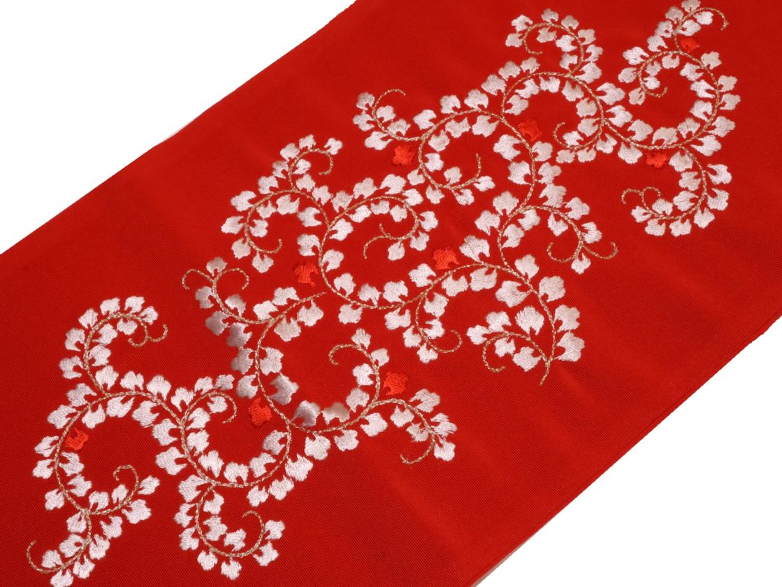 刺繍半衿「赤色に地に藤唐草の刺繍」 | 半衿、伊達衿,半衿(刺繍