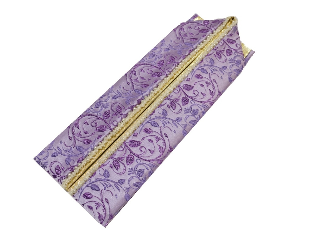 パール付き重ね衿(棒衿仕立て)「薄紫色（唐草地模様）と金色」 | 半衿