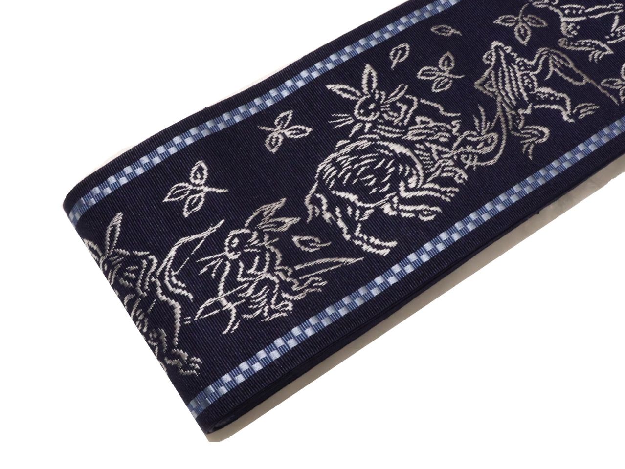 専用帯3882 3608 3897 3904 四点セット●高級 正絹 貝紫 六通 正絹博多織角帯「紺色の地にグレー色の鳥獣戯画の模様」 | 帯,帯(角帯