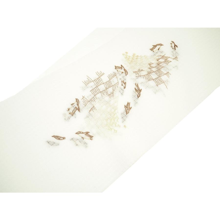 夏物刺繍半衿（格子絽）「白色の地に茶色のペンギンの刺繍