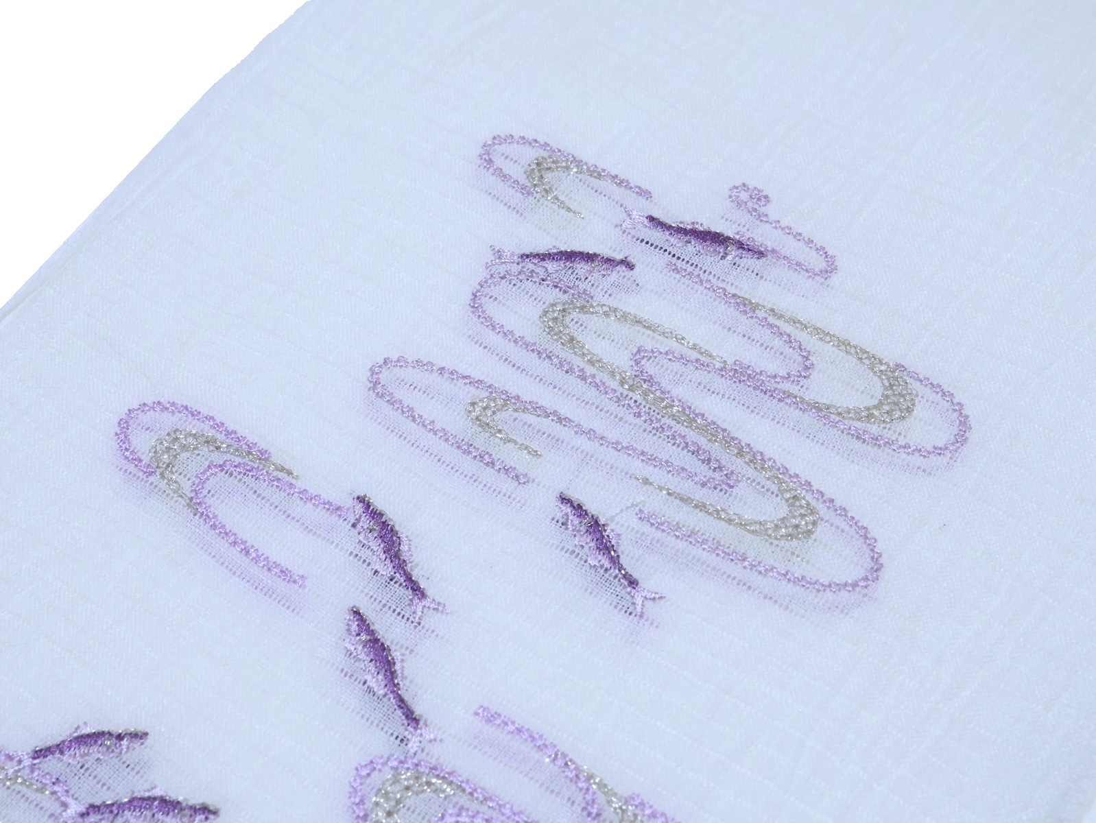 夏物本麻刺繍半衿「白色の地に紫色の魚と流水の刺繍」 | 半衿、伊達衿
