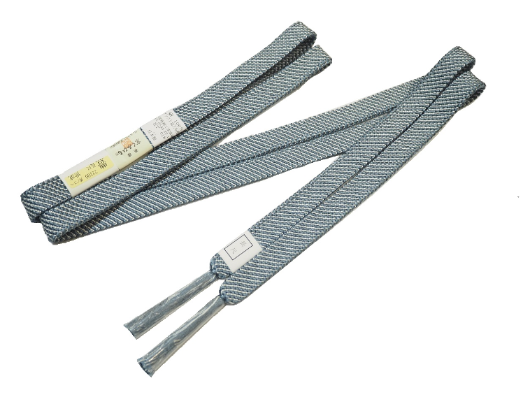 長尺正絹帯締め(平組)「濃いブルーグレー色の地に斜めライン