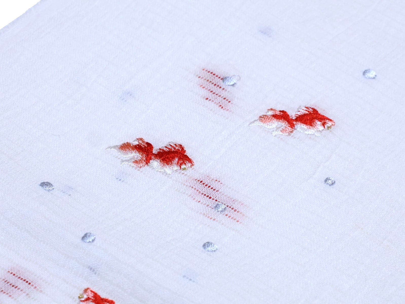 夏物本麻刺繍半衿「白色の地に赤色の金魚の刺繍」 | 半衿、伊達衿,半衿