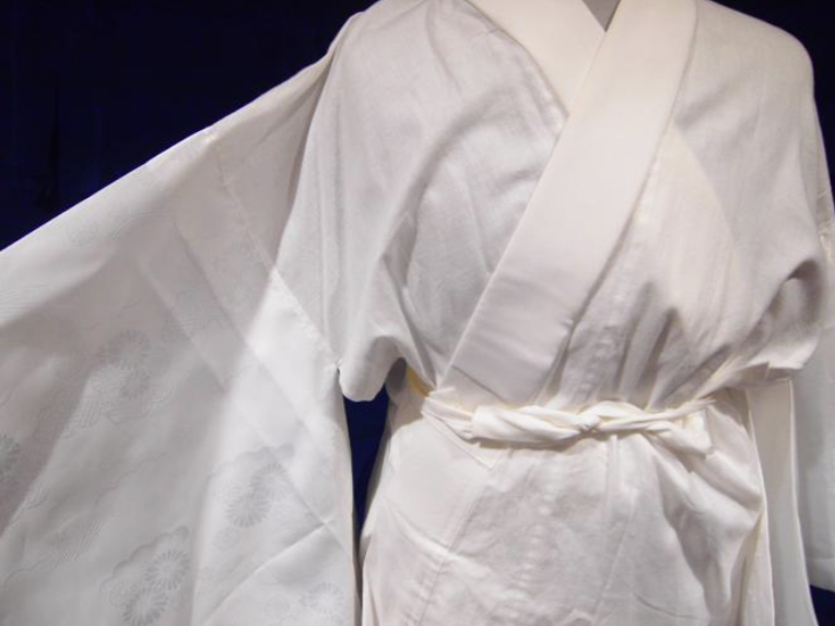 特価りんず半襦袢「白色」（Mサイズ） | 和装下着,半襦袢(白
