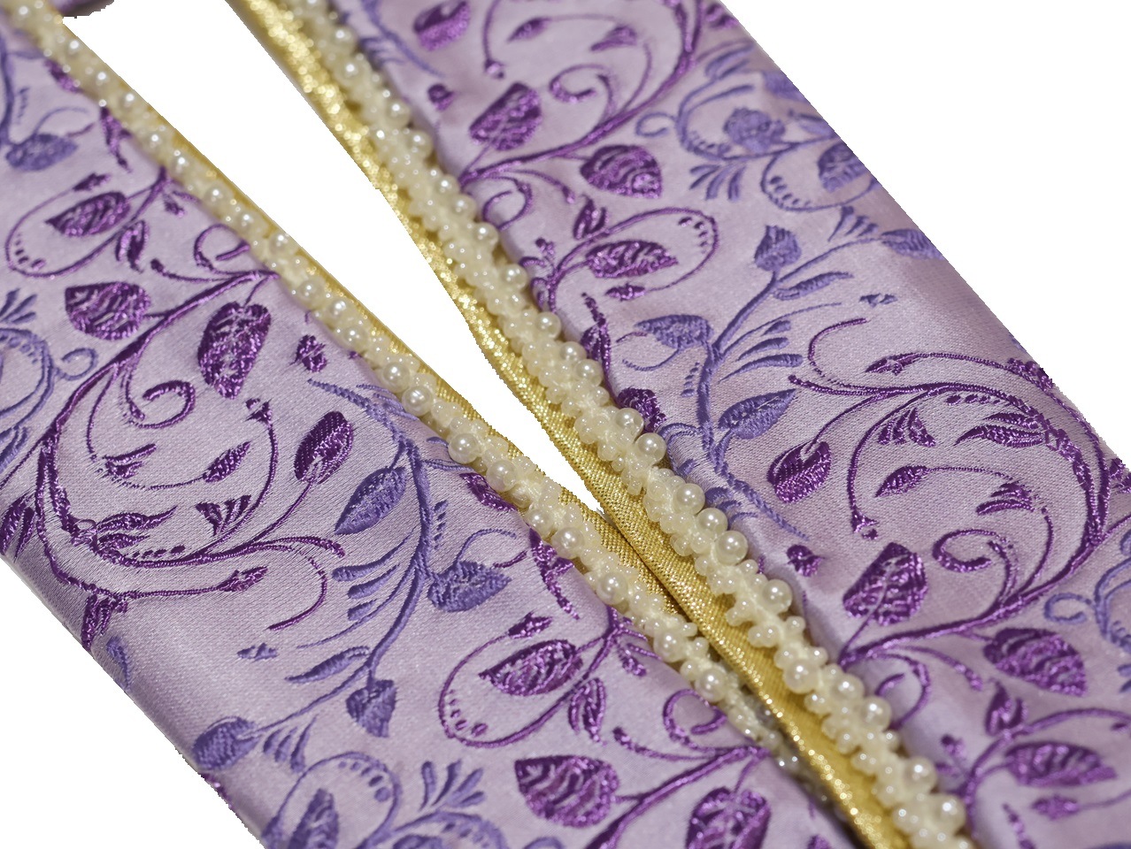 パール付き重ね衿(棒衿仕立て)「薄紫色（唐草地模様）と金色」 | 半衿